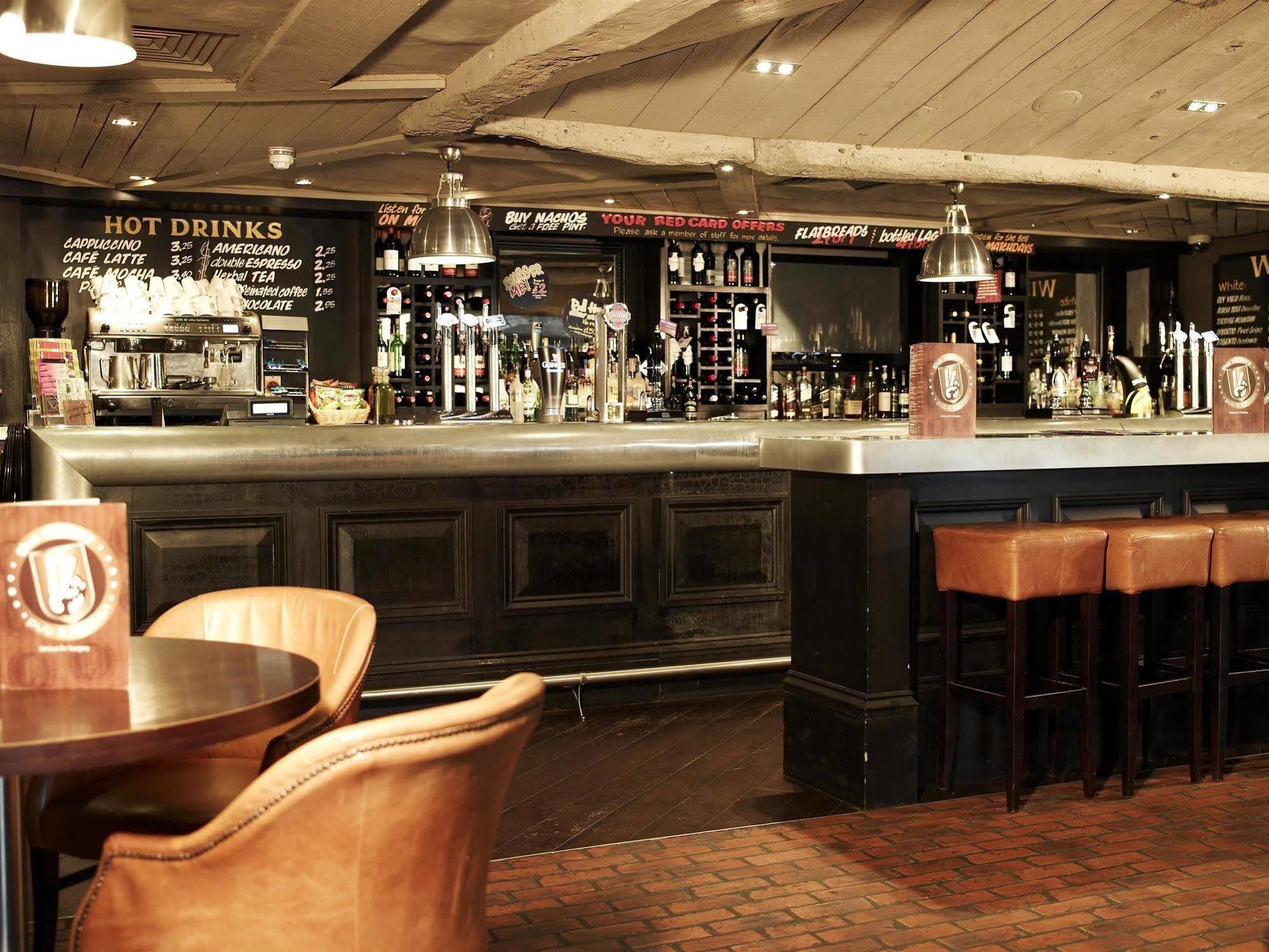 Village Hotel Solihull Exterior foto